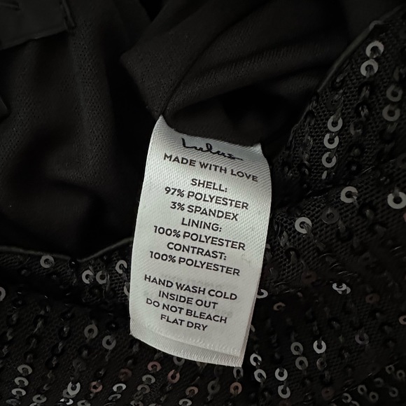 Lulu’s “Isn’t It Iconic Black” sequined wide leg jumpsuit. Never worn, has tags - Picture 3 of 8